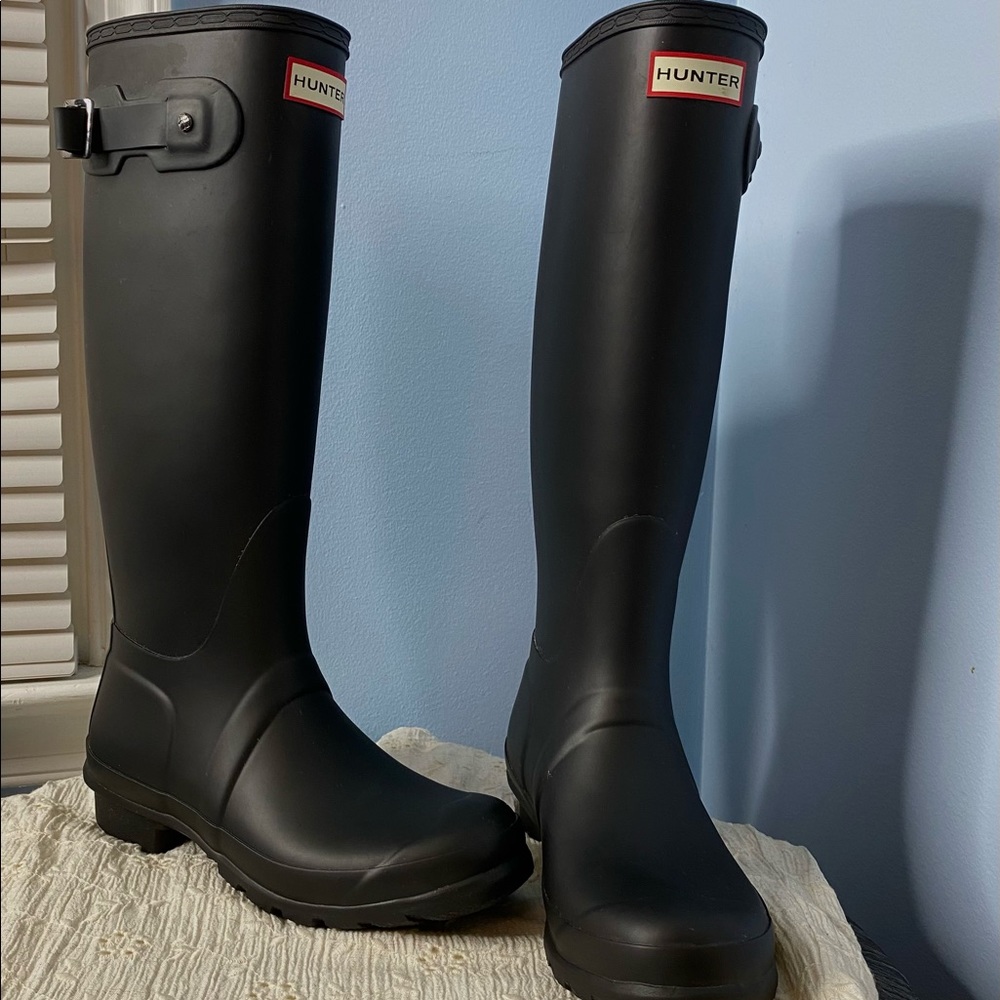 Hunter Tall Rain Boots, size 7